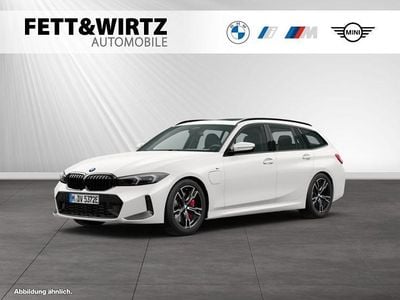 Usado BMW 330e M Sport 292 HP (214 kW) 2025 Branco Carrinha