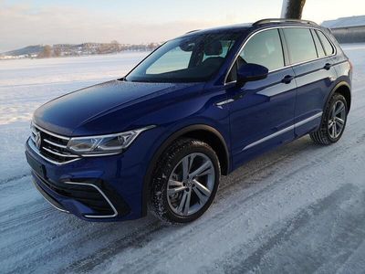 gebraucht VW Tiguan 2.0TDI DSG 4Motion R-Line AHK Navi Cockpit