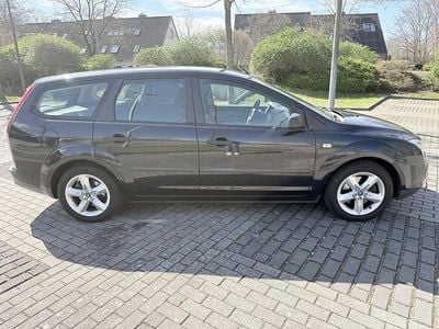 Gebraucht Ford Focus Titanium 145 PS (106 kW) 2006 Blau Kombi