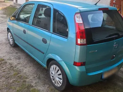 Gebraucht Opel Meriva 80 PS (58 kW) 2003 Grün Van / Kleinbus