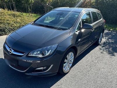 Braun Gebraucht 2015 Opel Astra Kombi | 6.900 € (Fairer Preis)