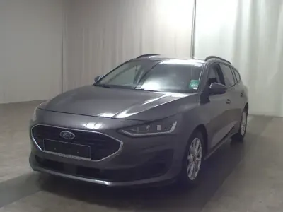 Gebraucht Ford Focus Cool & Connect 120 PS (88 kW) 2022 Grau Limousine