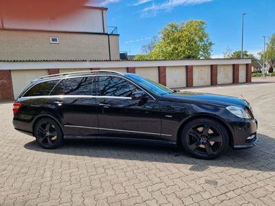 gebraucht Mercedes E220 CDI T BlueEFFICIENCY AVANTGARDE AVANTGARDE