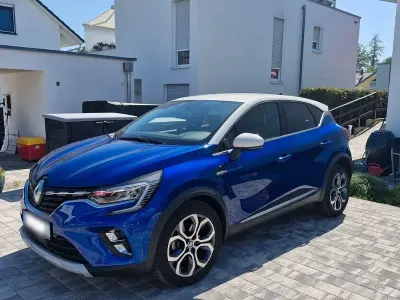 Gebraucht Renault Captur Intens 158 PS (116 kW) 2022 Blau SUV