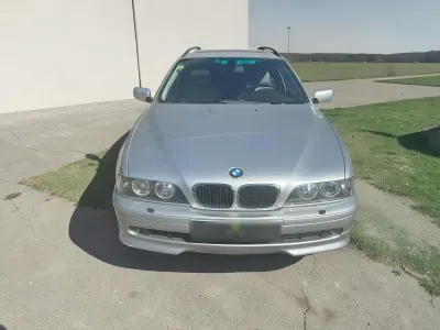 Gebraucht BMW 530 193 PS (141 kW) 2001 Grau Kombi