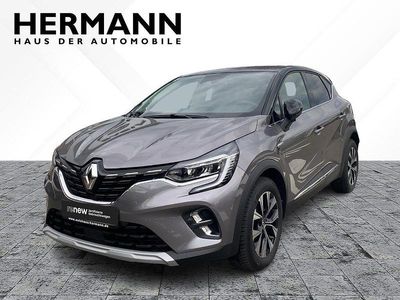Usata Renault Captur Techno 140 CV (102 kW) 2023 Grigio SUV