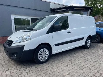 Gebraucht Peugeot Expert Avantage 128 PS (94 kW) 2014 Weiß Van