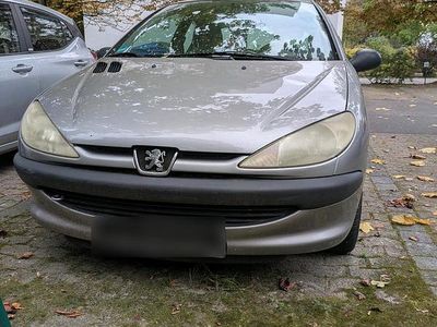 Gebraucht Peugeot 206 60 PS (44 kW) 2002 Grau Kleinwagen