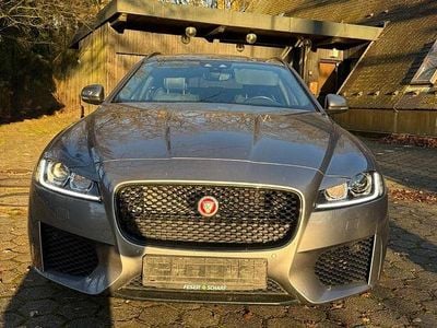 Grau Gebraucht 2020 Jaguar XF Limousine | 27.990 €