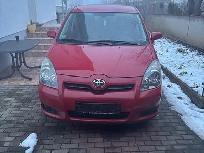 Gebraucht Toyota Verso 177 PS (130 kW) 2008 Rot Van / Kleinbus