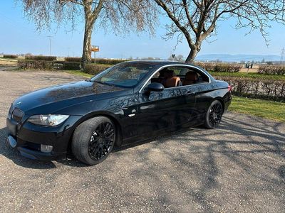 Gebraucht BMW 325 Cabriolet 218 PS (160 kW) 2007 Schwarz Cabrio