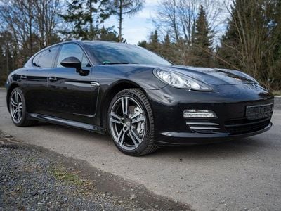 Porsche Panamera 4S