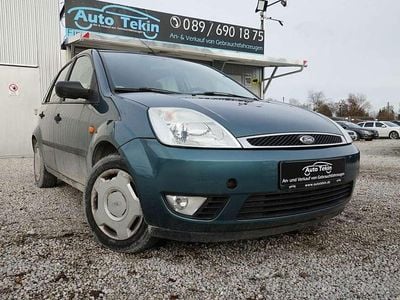Gebraucht Ford Fiesta Ghia 80 PS (58 kW) 2002 Grün Kleinwagen