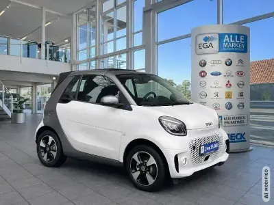 Gebraucht Smart ForTwo Electric Drive Exclusive 60 kW (82 PS) 2024 Moon white matt Cabrio