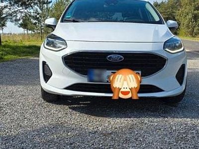 Gebraucht Ford Fiesta Cool & Connect 101 PS (74 kW) 2023 Weiß Kleinwagen