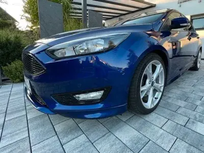 Gebraucht Ford Focus ST-Line 150 PS (110 kW) 2016 Blau Limousine