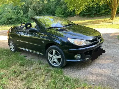 Gebraucht Peugeot 206 CC Filou 109 PS (80 kW) 2004 Schwarz Cabrio