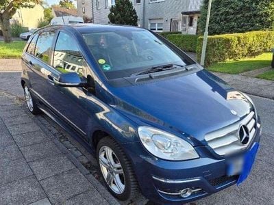 Gebraucht Mercedes 200 135 PS (99 kW) 2008 Blau Limousine