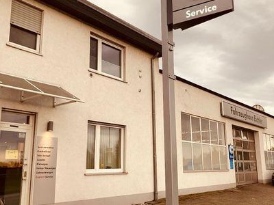 Braun Gebraucht 2013 VW Caddy Comfortline Van / Kleinbus | 17.500 €