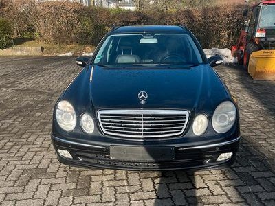 Gebraucht Mercedes E320 150 PS (110 kW) 2004 Schwarz Limousine