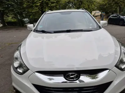 Gebraucht Hyundai ix35 135 PS (99 kW) 2012 Weiß SUV