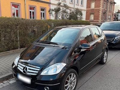 Usata Mercedes A180 109 CV (80 kW) 2011 Nero Berlina