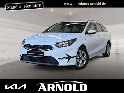 Gebraucht Kia Ceed Sportswagon Vision 140 PS (102 kW) 2025 Carraraweiß Kombi
