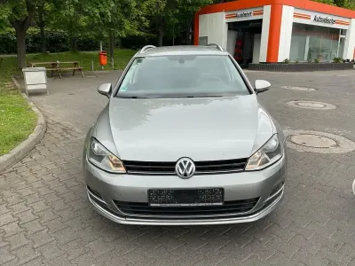 Second-hand VW Golf VII LOUNGE 110 CP (80 kW) 2016 Gri Break