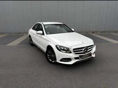Gebraucht Mercedes C200 136 PS (100 kW) 2014 Weiß Limousine