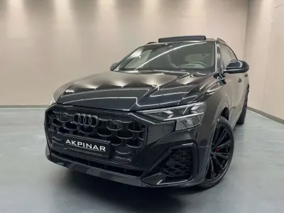 Gebraucht Audi Q8 S-Line 394 PS (289 kW) 2024 Schwarz SUV