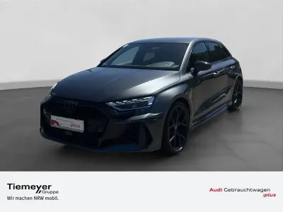 Gebraucht Audi RS3 Sport 400 PS (294 kW) 2025 Grau Limousine