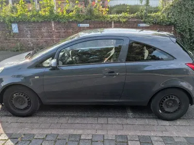 Gebraucht Opel Corsa Color Edition 80 PS (58 kW) 2009 Blau Kleinwagen