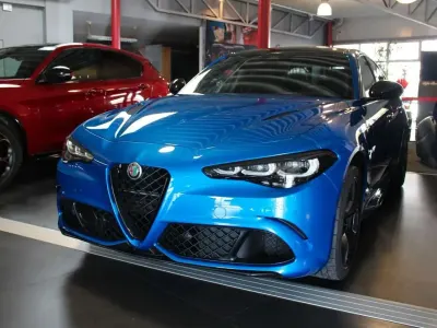 Neu Alfa Romeo Giulia Quadrifoglio 519 PS (381 kW) 2025 Verde montreal Limousine