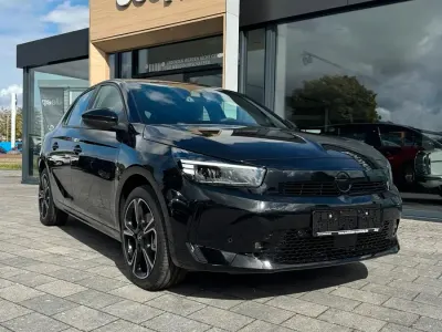 Usata Opel Corsa 101 CV (74 kW) 2024 Nero Utilitaria