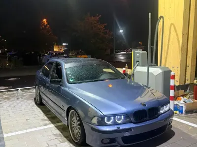 Gebraucht BMW 525 192 PS (141 kW) 2001 Blau Limousine