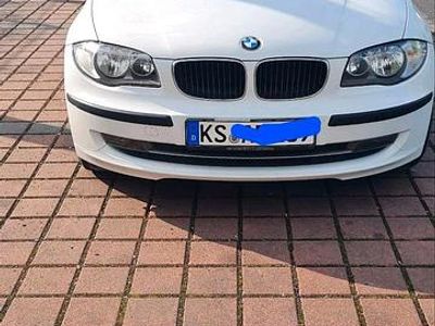 Gebraucht BMW 116 120 PS (88 kW) 2010 Weiß Kleinwagen