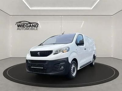 Gebraucht Peugeot Expert 177 PS (130 kW) 2022 Weiß Van