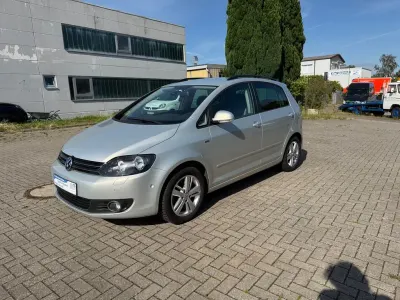 Gebraucht VW Golf Plus Life 122 PS (89 kW) 2013 Silber Van / Kleinbus