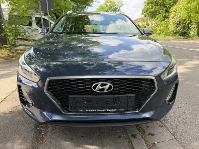 Używany Hyundai i30 Passion 99 KM (72 kW) 2017 Sedan/Limuzyna