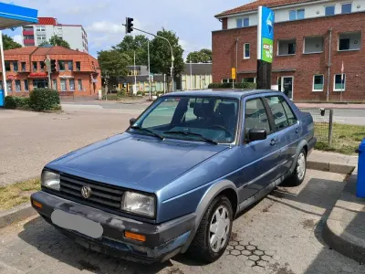 Gebraucht VW Jetta 90 PS (66 kW) 1989 Blau Limousine