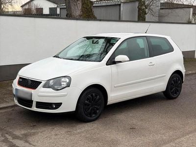 Gebraucht VW Polo 60 PS (44 kW) 2009 Weiß Kleinwagen