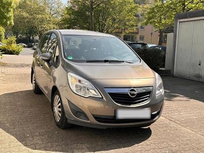 Usata Opel Meriva 101 CV (74 kW) 2011 Marrone Monovolume