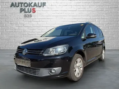 Gebraucht VW Touran Life 140 PS (102 kW) 2013 Schwarz Van / Kleinbus