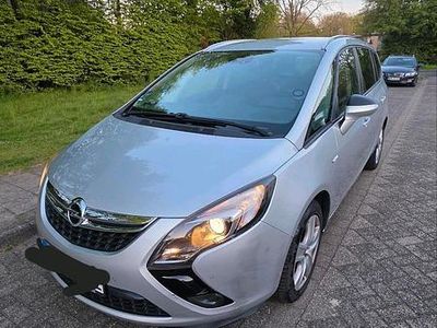 Second-hand Opel Zafira 136 CP (100 kW) 2015 Argintiu Monovolum