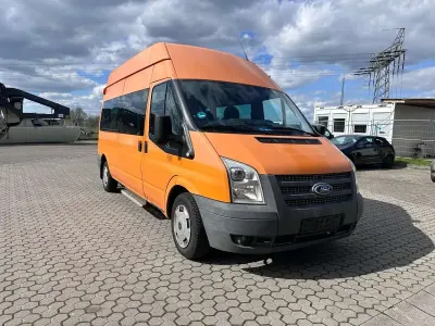 Gebraucht Ford Transit Tourneo Trend 125 PS (91 kW) 2013 Orange Van / Kleinbus