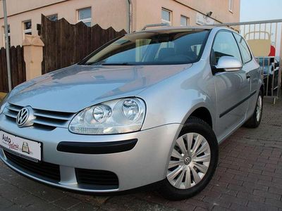 Reflexsilber metallic Gebraucht 2006 VW Golf V Trendline Limousine | 3.490 € (Fairer Preis)