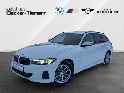 Alpinweiß uni Gebraucht 2024 BMW 318 Comfort Edition Kombi | 33.402 € (Guter Preis)
