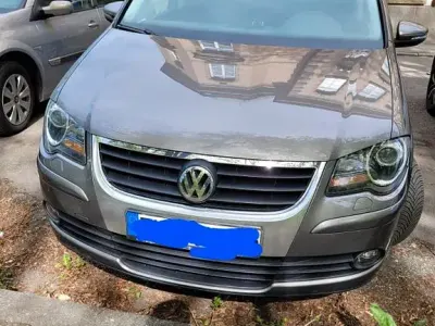 Gebraucht VW Touran Freestyle 140 PS (102 kW) 2009 Grau Van / Kleinbus