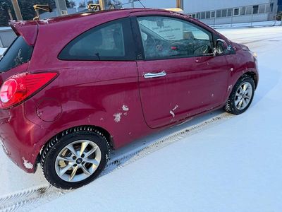 Gebraucht Ford Ka Ambiente 65 PS (47 kW) 2014 Violet Kleinwagen