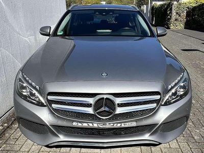 Gebraucht Mercedes C220 Avantgarde 170 PS (125 kW) 2014 Silber Kombi